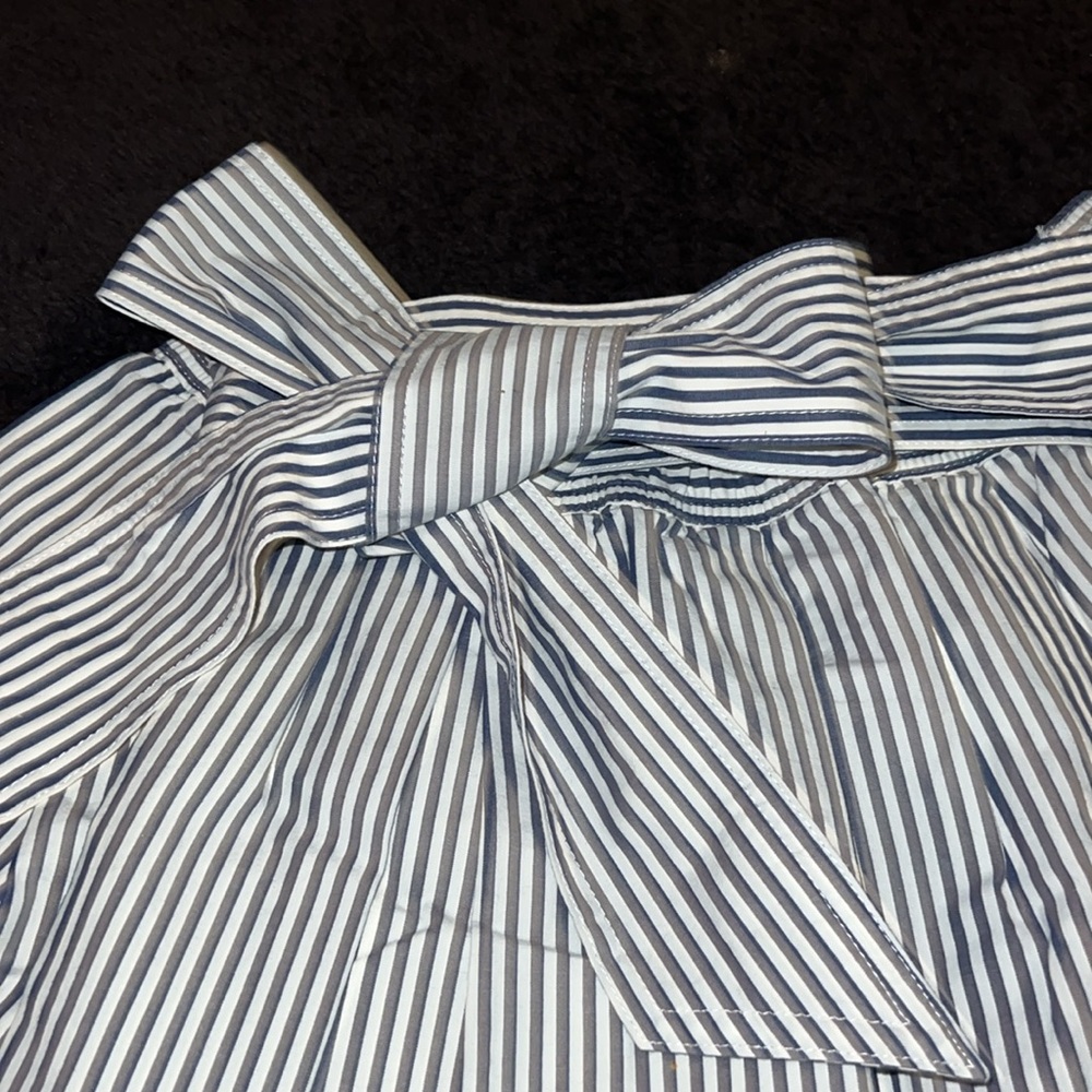 Hollister pleated mini skirt - Picture 2 of 4